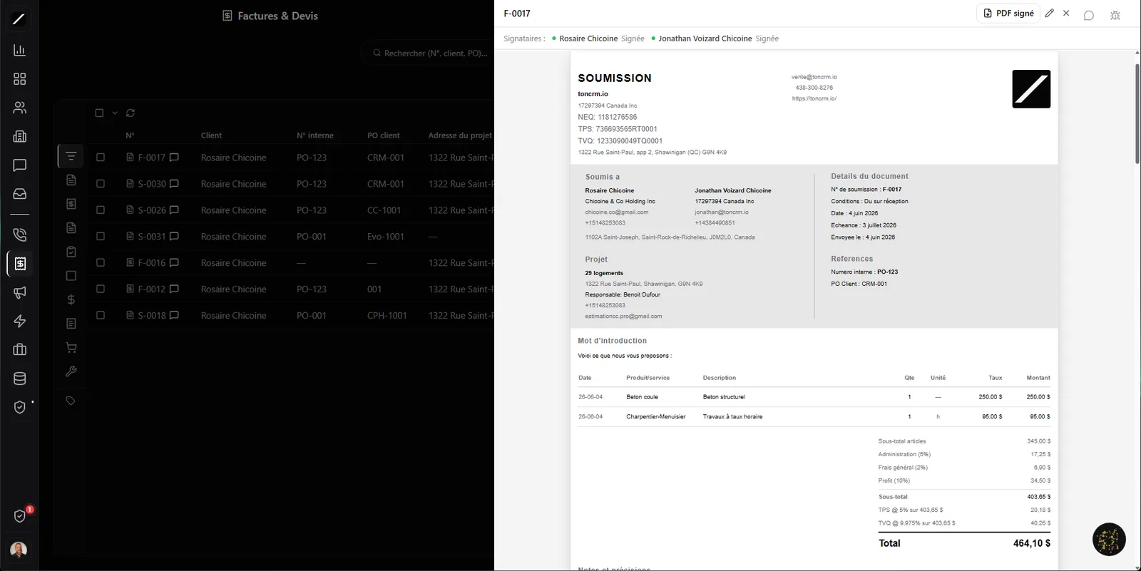 Builder de facturation toncrm.io : éditeur de document en écran partagé avec l'aperçu PDF, les sections, l'échéancier de paiement et la TPS/TVQ calculées.