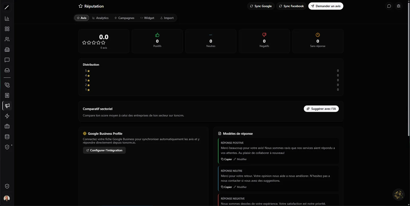 Gestion de la réputation toncrm.io : les avis Google, Facebook, Trustpilot et Yelp dans une seule interface, avec leur note, leur sentiment et la réponse rédigée par l'IA.